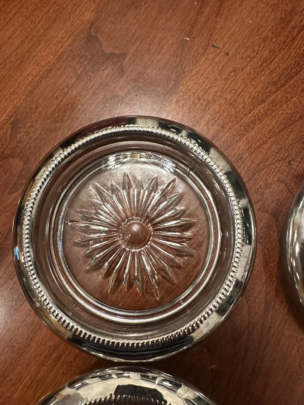 N/A set decorative